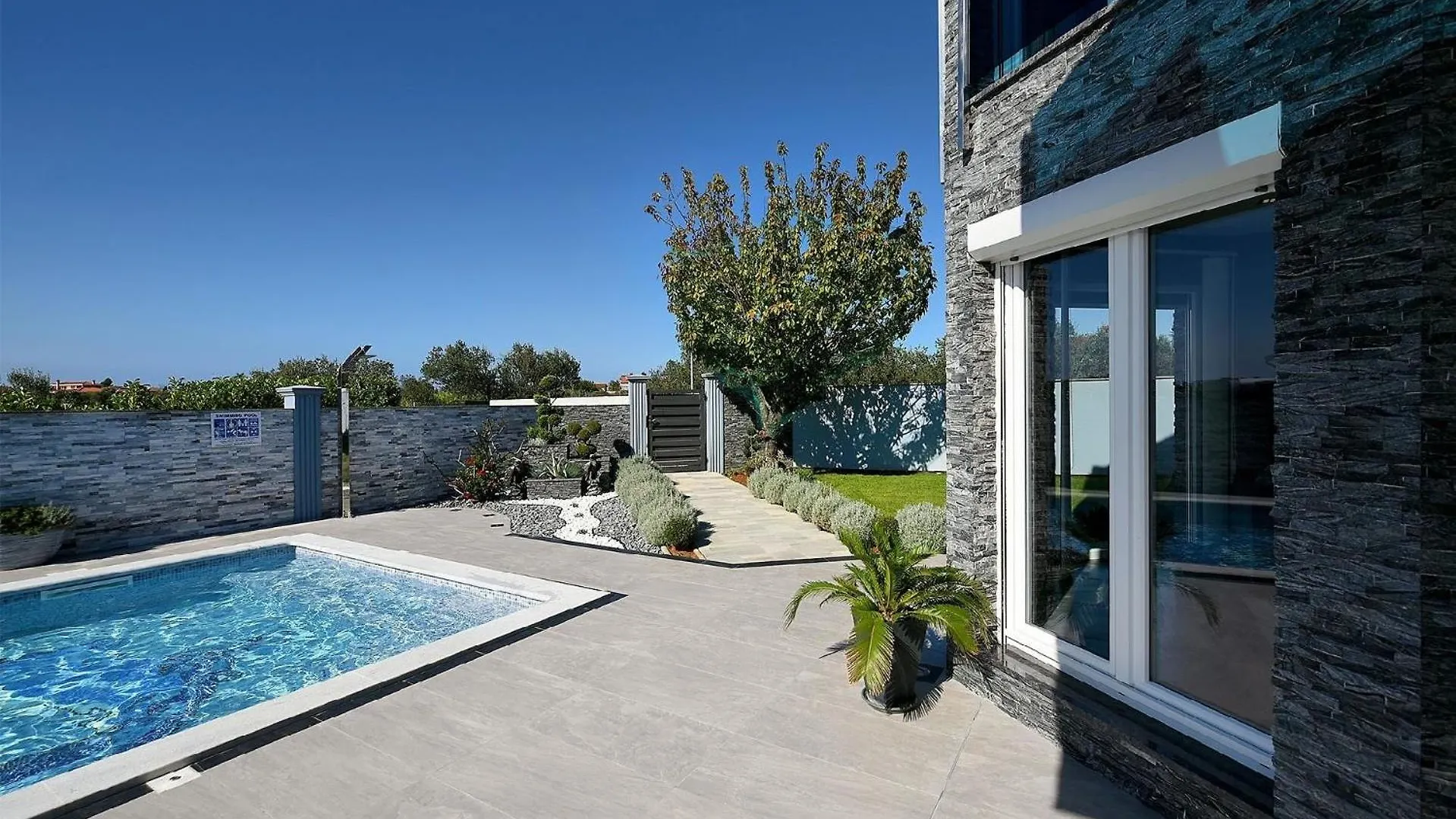 Ferienhaus Mit Privatpool Fuer 10 Personen Ca 128 Qm In Fazana, Istrien Istrische Riviera Croatia
